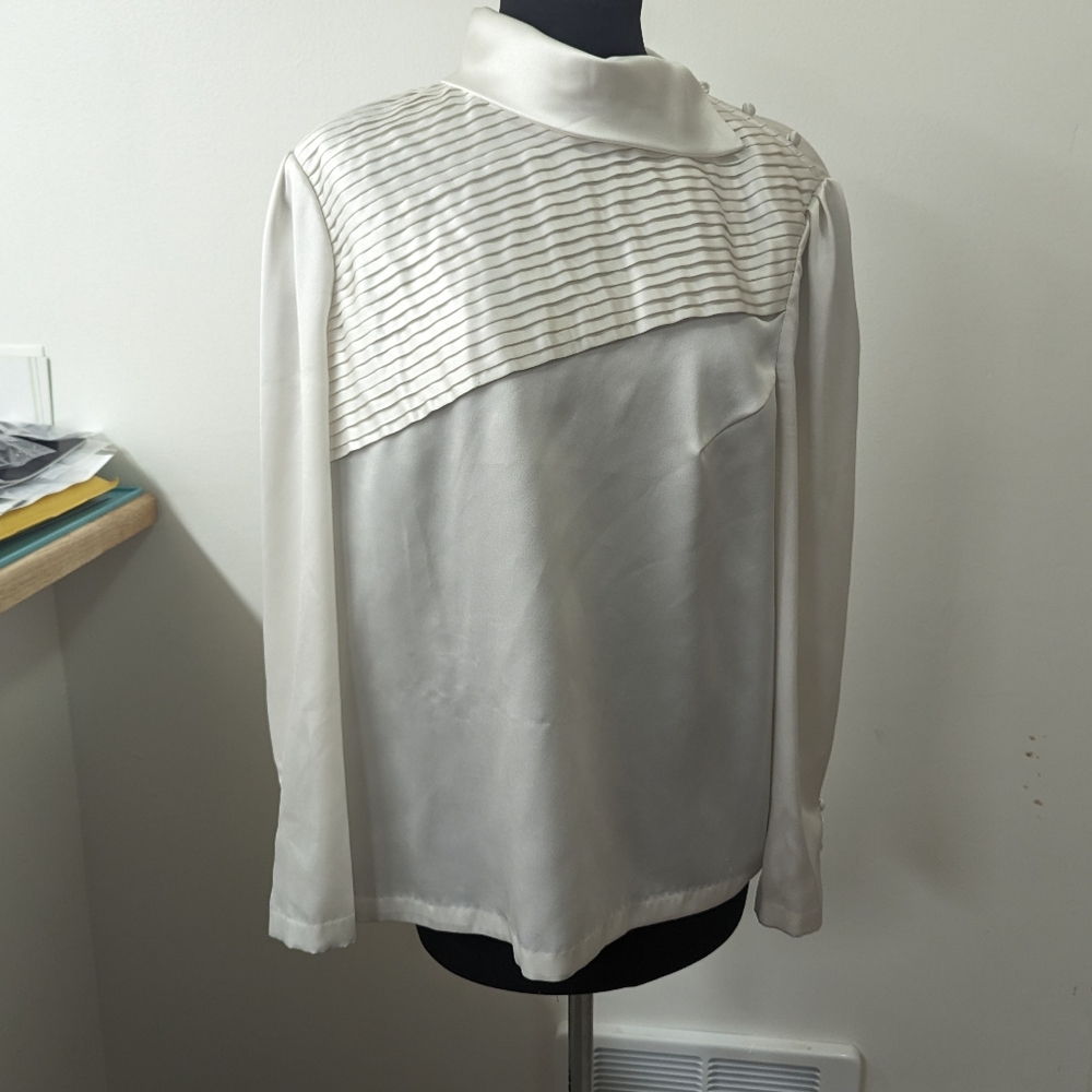 Vintage Kris Chung white blouse with pleating